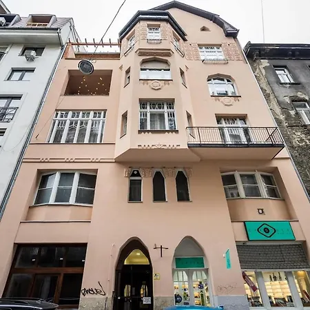 Bpr Calypso With A/c Apartment